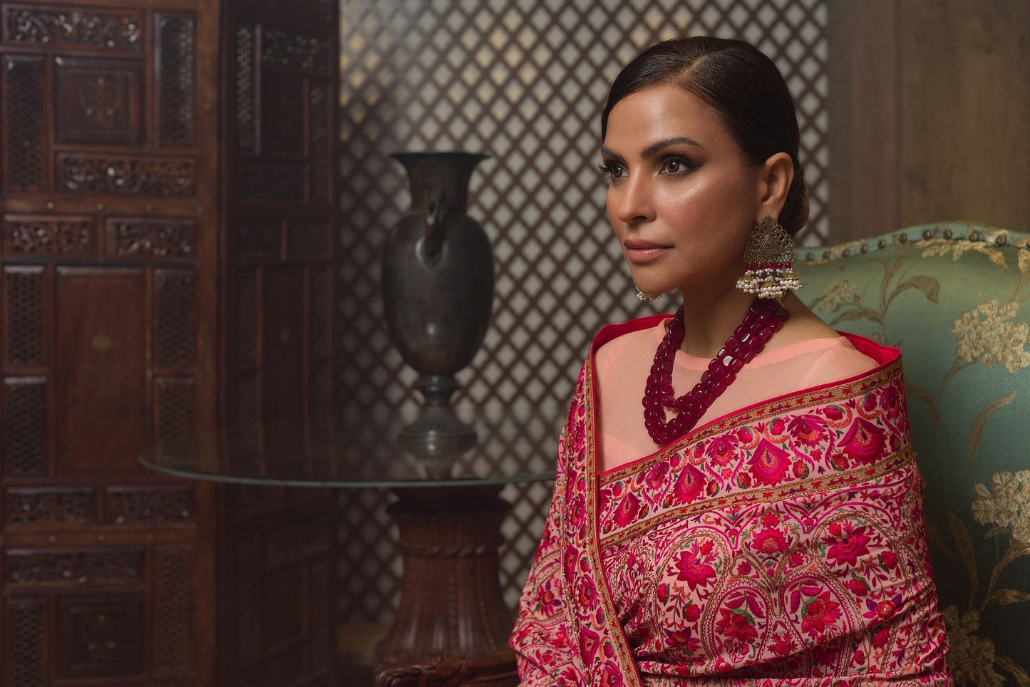 Aafrinish By Niazi Fouzia Aman Pink hand embroidered Kashida Kari Saree Old Havelli