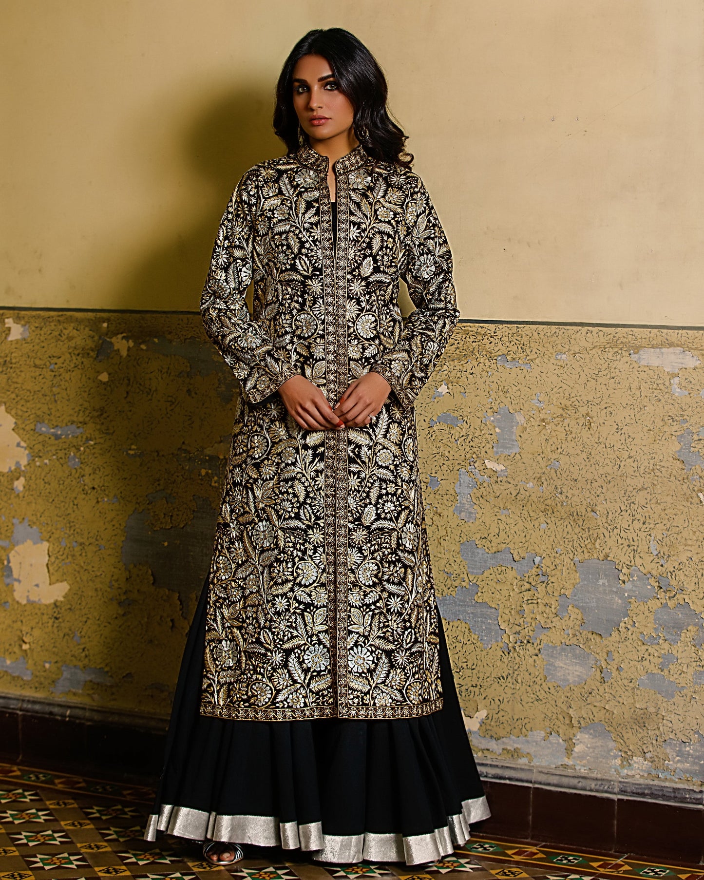 Aamna Ilyas Amna Jacket Embroidery Pakistan Fashion Aafrinish Fine hand embroidery kashmiri Black Jacket Gold Silver Zari Royal Pashmina Peshmina Pitta Tilla 